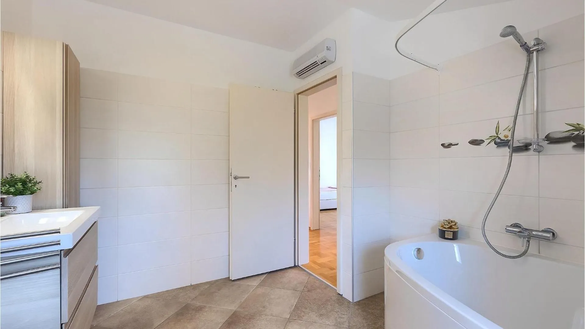 Villa Holiday Home Sabine Porec